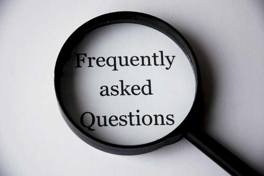 11 common call centre interview questions (and how to answer them) thumbnail image